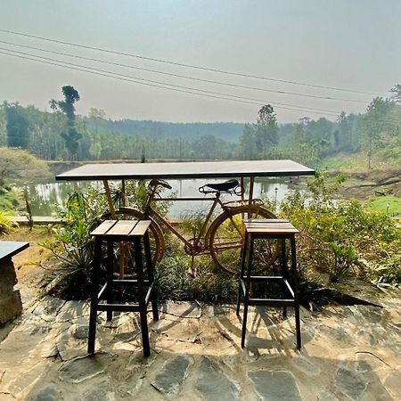 סאקלשפור Willostays Villa Tranquil De Susanj מראה חיצוני תמונה