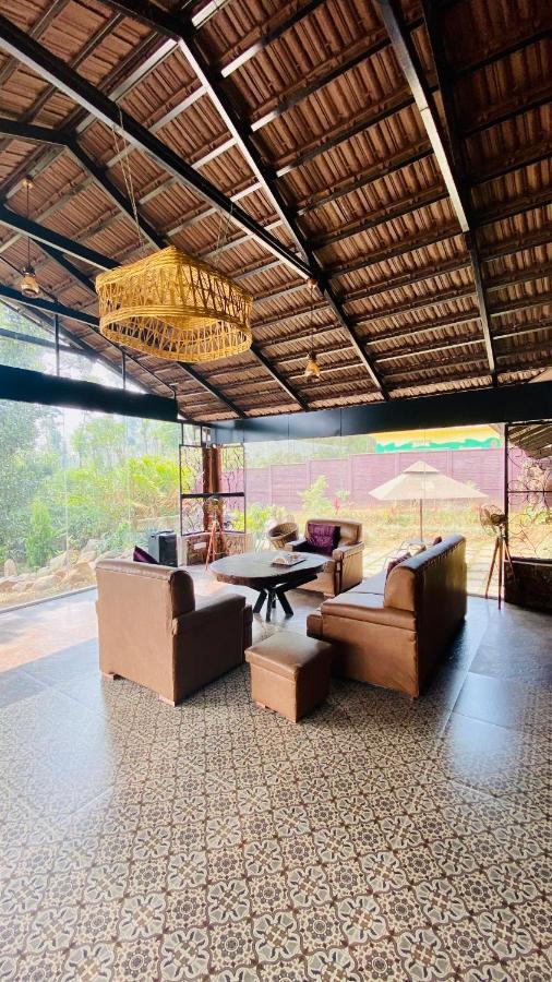 סאקלשפור Willostays Villa Tranquil De Susanj מראה חיצוני תמונה
